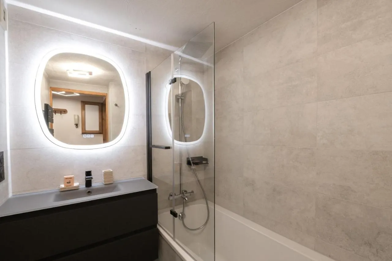 شقة شامونكس  في Superb Apt Chalet Style At The Foot Of The Slopes